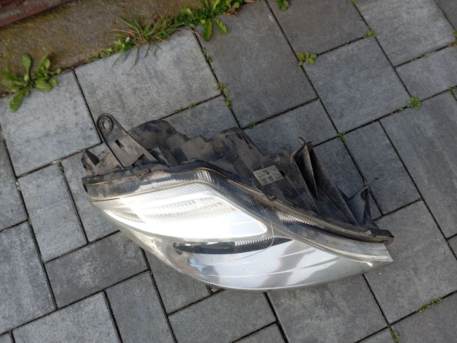 Lampa reflektor prawy przód Citroen C8 Oryginał Europa