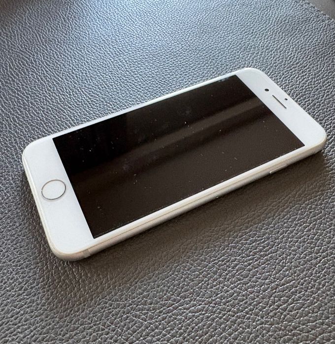 iPhone 7 bardzo dobry stan