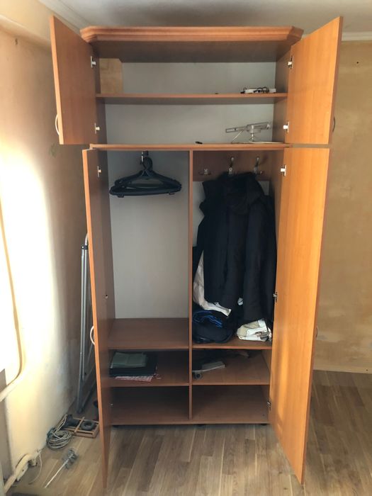 Шафа меблі 110х236