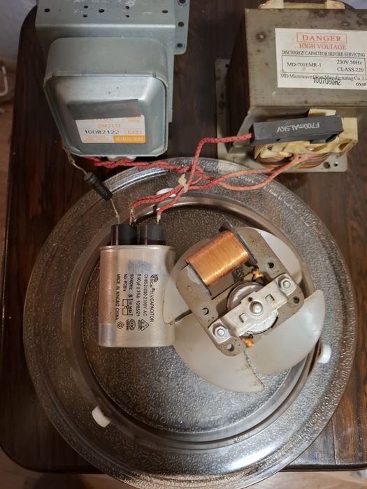 Запчасти к микроволновке Delfa DMO-171DG.