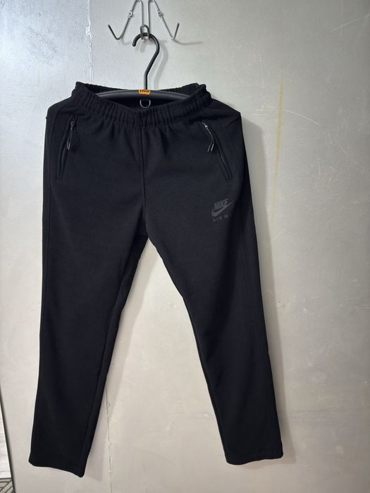 Спортивні чоловічі штани