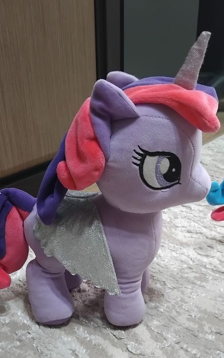 Літл поні.       .      .