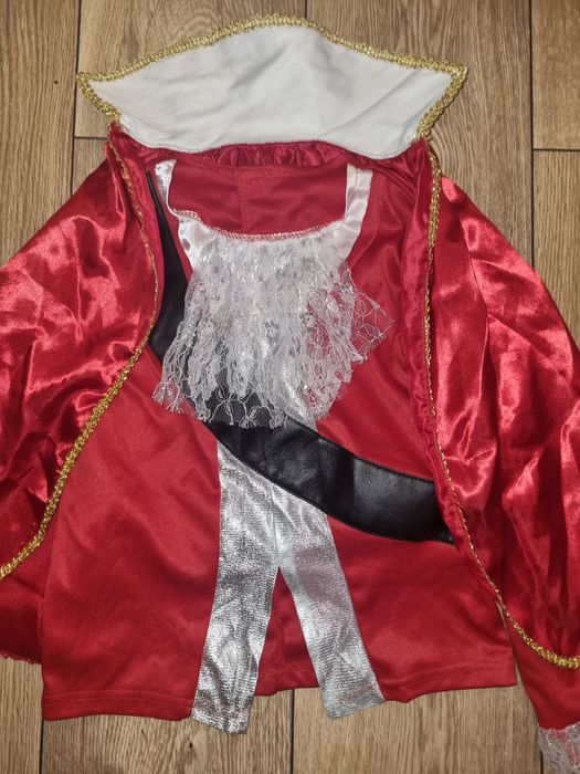 Stroj krola,ksiecia r 116/128