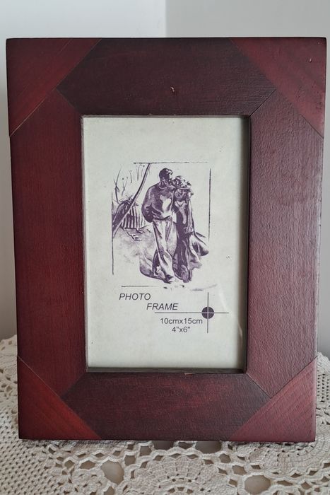 Moldura em madeira maciça 22x17cm