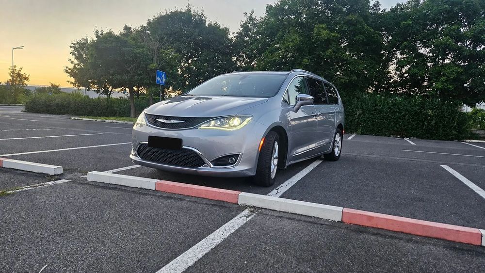 Chrysler Pacifica