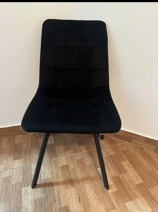 Cadeira em veludo