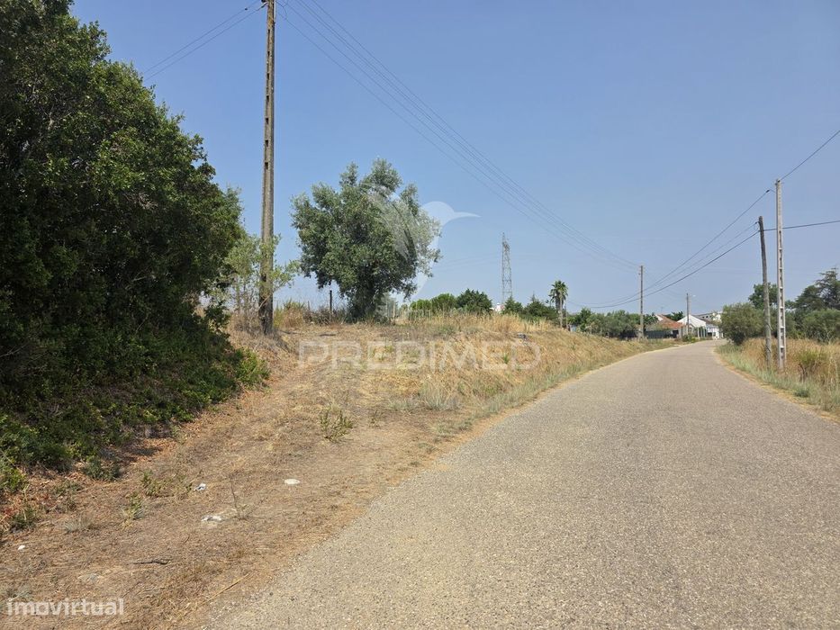 Terreno com Ruína para Reconstrução, Casével – Santarém