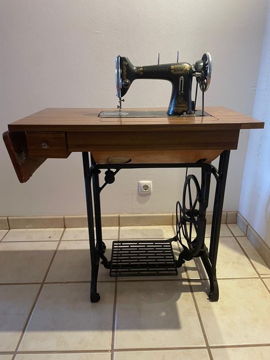 Maquina costura Husqvarna