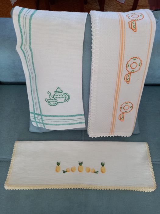 Lote panos bordados/pintura