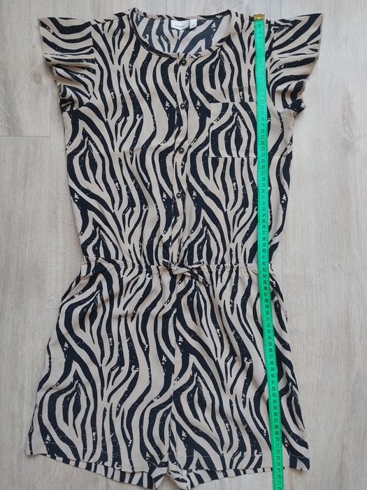 Літній комбінезон шортиками з тигровим принтом