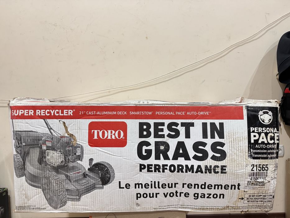 NEW Бензинова Газонокосарка з Приводом Toro USA з Двигун Briggs and Stratton 163 см3 Повністю Нова Запакована