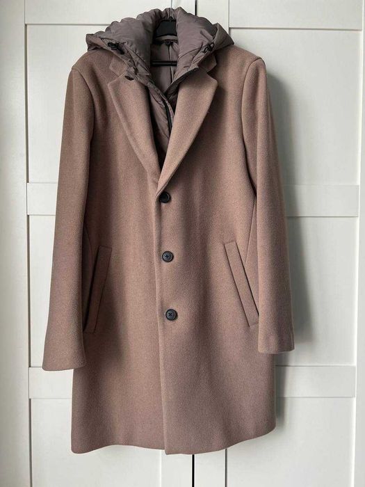 Шерстяное пальто от MANGO размер L есть нюанс