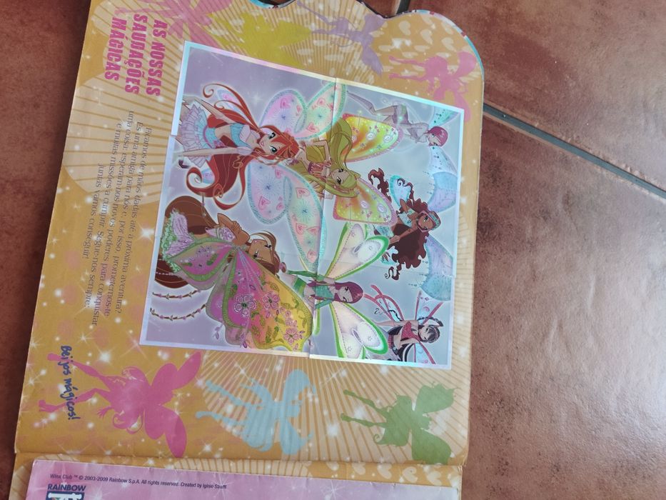 Caderneta de cromos panini Winx club