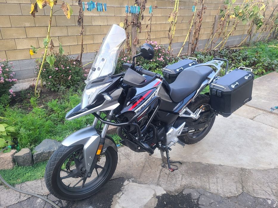 Honda CBF190X, CB190X