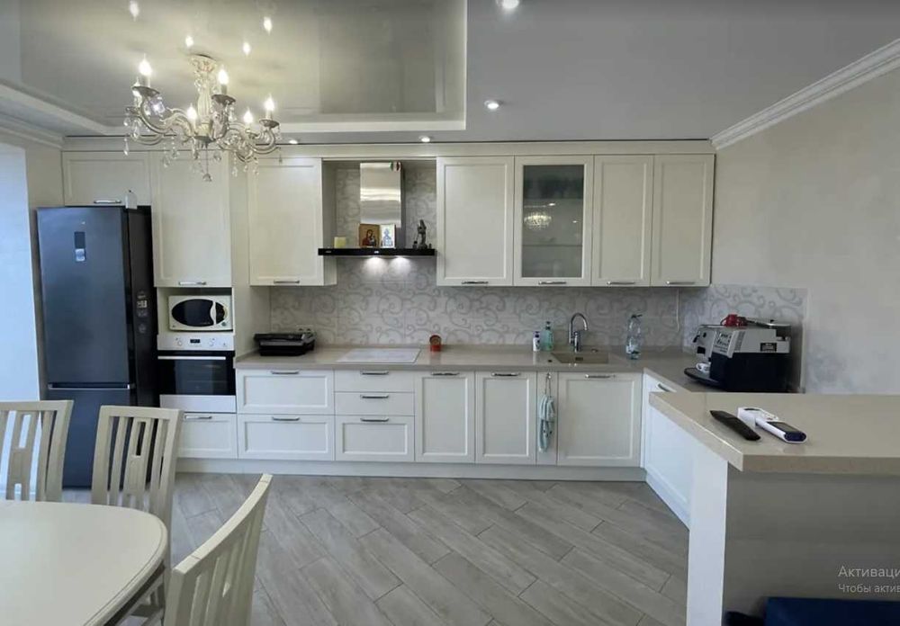 3-кімнатна квартира з ремонтом на Озерній