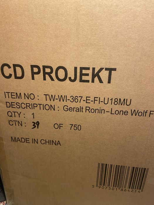 Figurka Wiedźmin Geralt Ronin -  Lone Wolf Figure