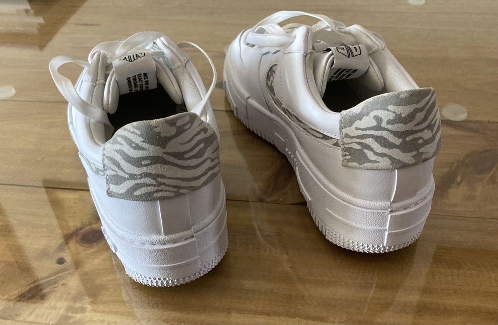 Sapatilhas Nike Aid Air