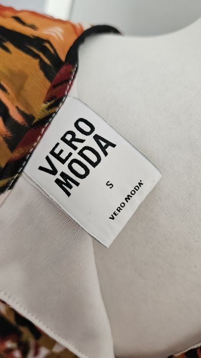 Długa sukienka,  wzory jak nowa