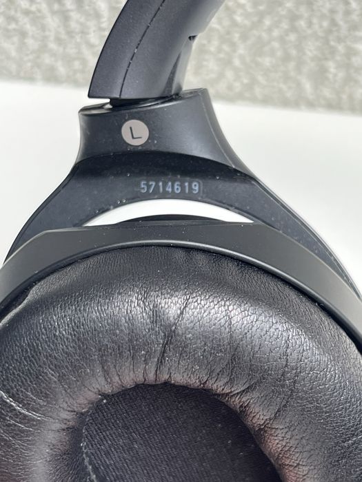Sony WH-1000XM3 Matte Black — sprawne po kablu