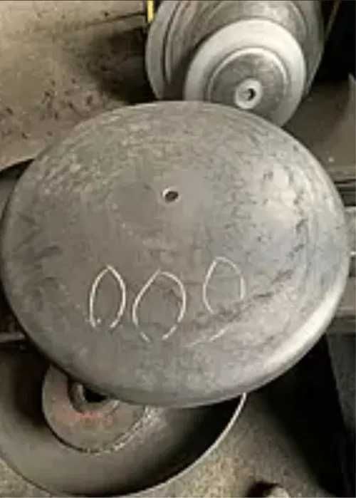 Днище еліптичне (эллиптическое), торосферичнесферичне (сферическое)