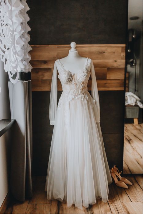 Suknia ślubna gorsetowa