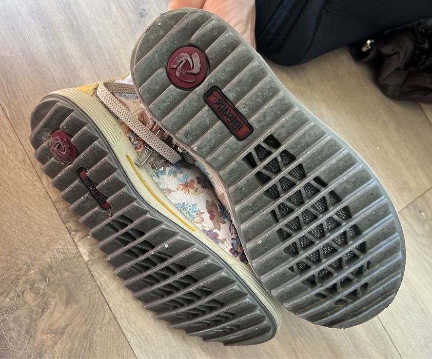 Buty firmy primigi cekiny 30