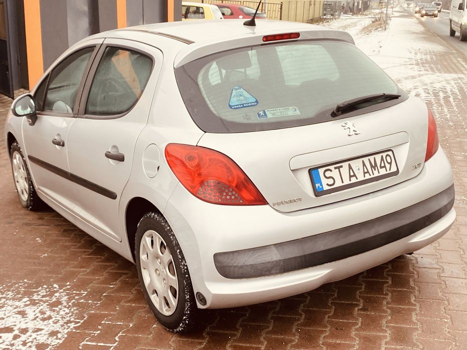 sprzedam  peugeota 207 rok 2008 poj 1,4 8v +GAZ