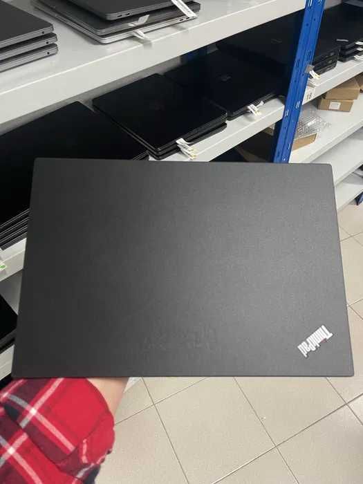 Lenovo ThinkPad T14 G1 i7 32GB 1TB SSD FHD Windows 11 | AmigoTech |