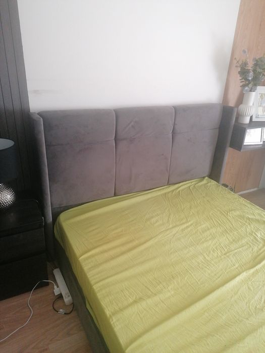 Vendo estrutura de cama
