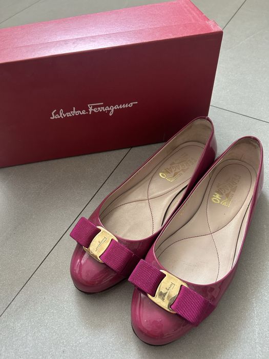 Взуття Ferragamo, Massimo Dutti, оригінал