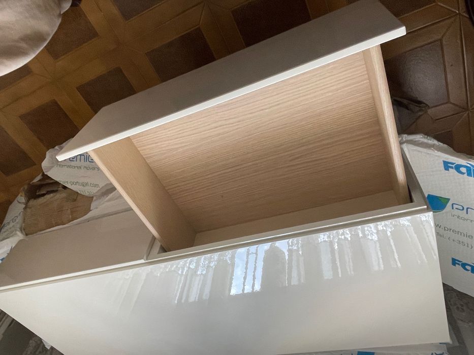 Módulo de gavetas People da Interforma (lacado branco brilhante)