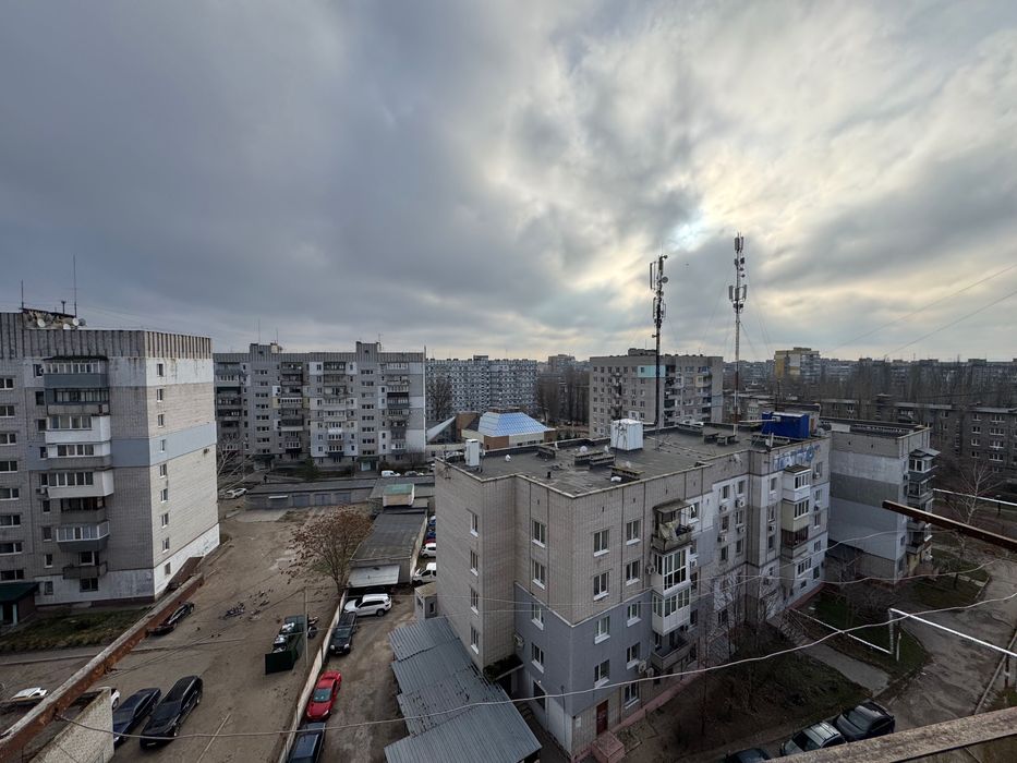 Снимите двухкомнатную квартиру на улице Василя Макухи, район Образцова