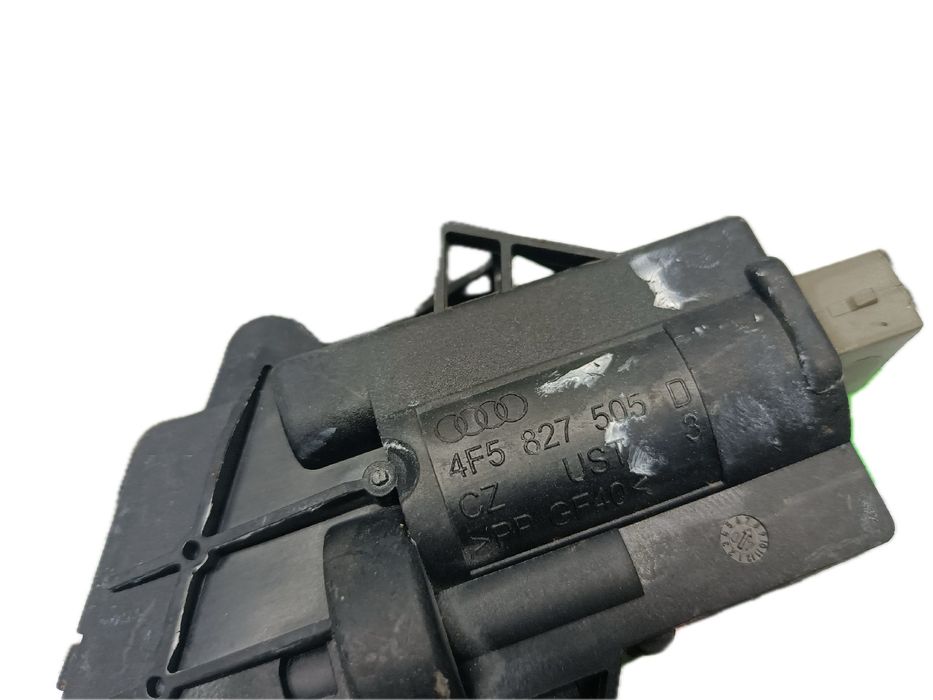 Fechadura / fecho da mala AUDI A4 (8EC, B7)