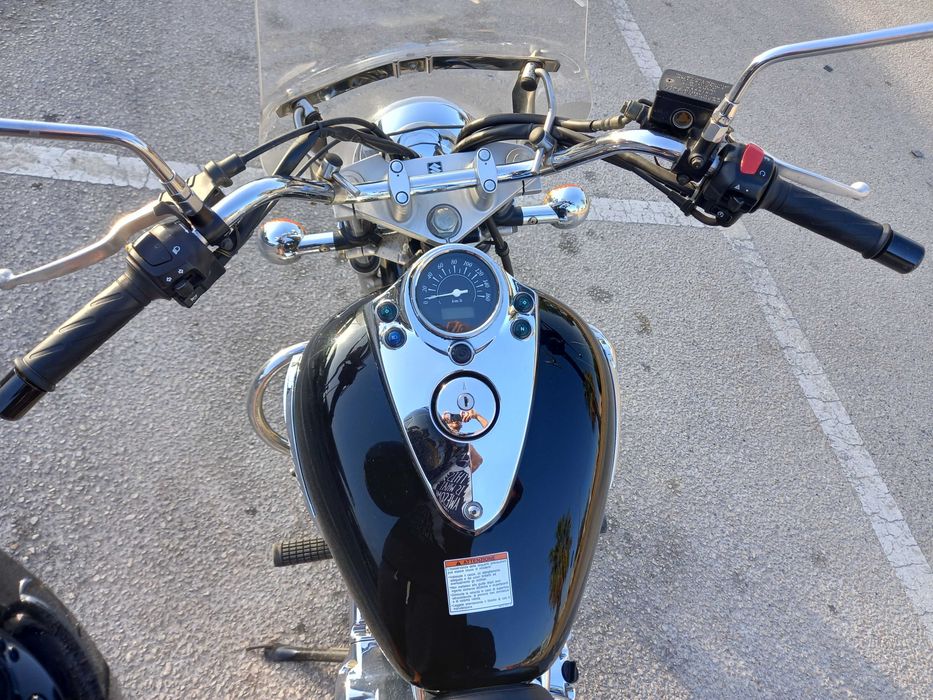 Suzuki Intruder LC 250cc