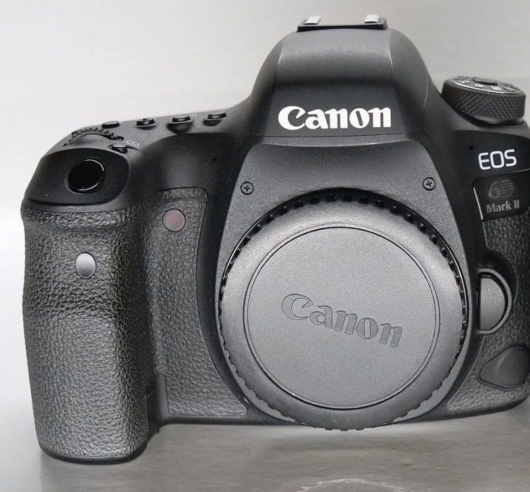 Canon EOS 6D Mark II – Stan bardzo dobry
