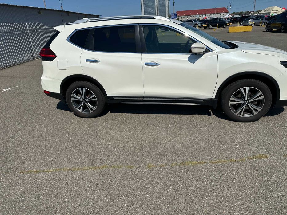 Nissan X-Trail 2018 VIN JN1TCAT32U0123753 фото оголошення 3 з 24
