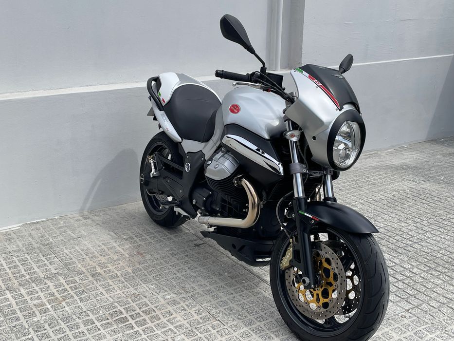 Moto Guzzi 1200 Sport