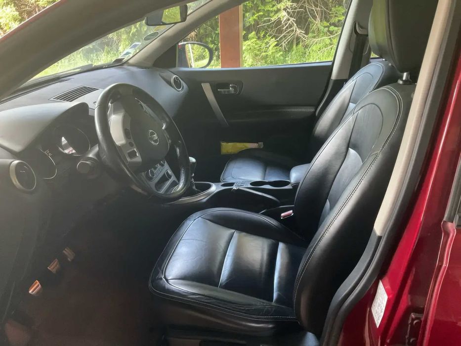 Nissan Qashqai      2013