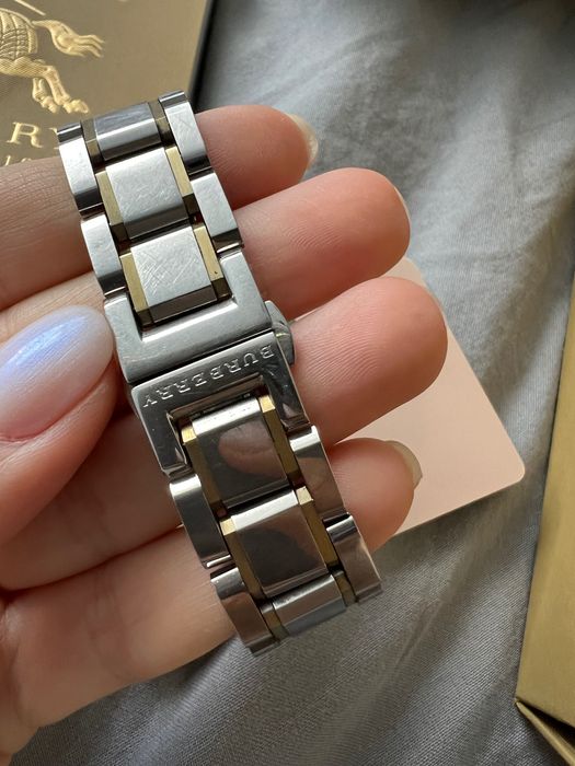 Годинник Burberry - 26мм - оригінал - вживаний