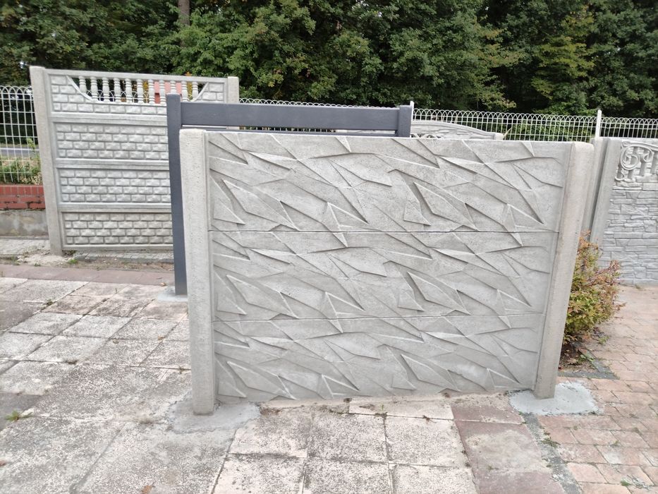 Ogrodzenie płyty płoty beton przęsła ogrodzeniowe