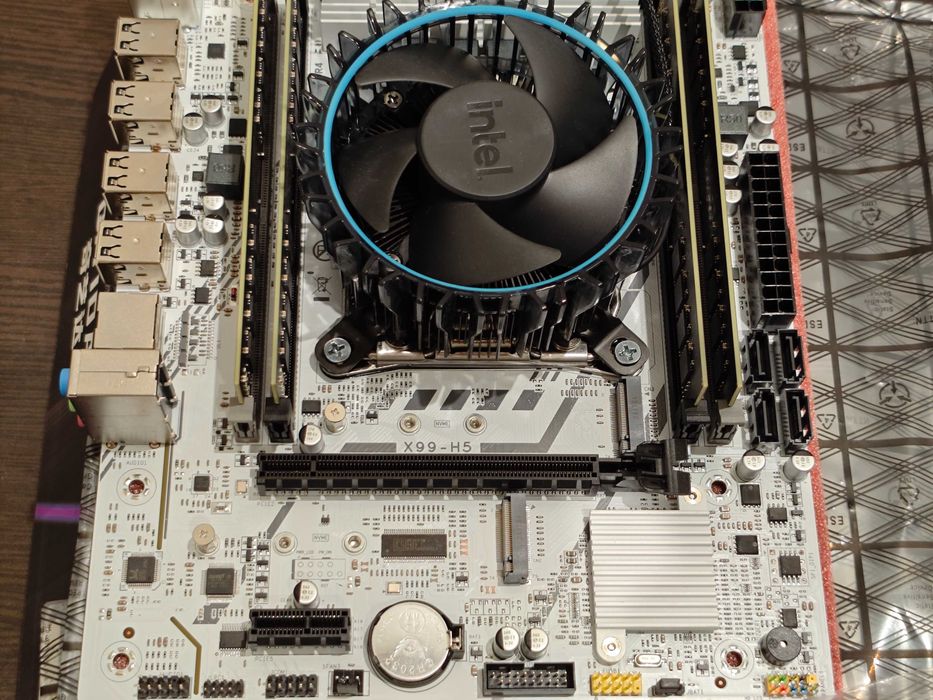 Комплект X99 E D4 TPM + CPU E5 26 / 2660v4 2680в4 2673v4 2682v4 2650v4 DDR4 cooler кулер TOP FLOW 2011в3 Intel i7 DDR4 Gb ОЗУ 2011v3 2650v3 2640в3