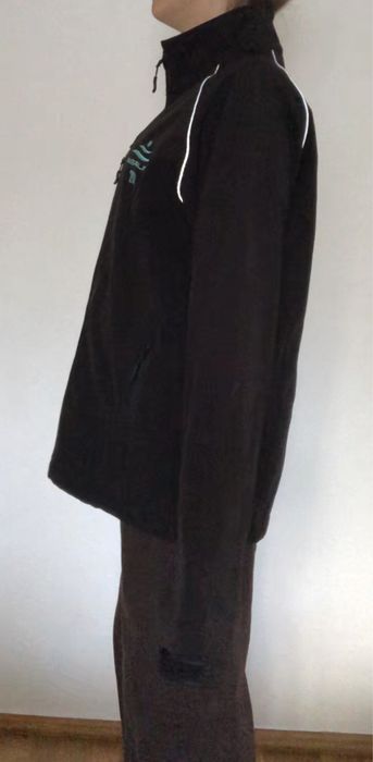 Czarny softshell