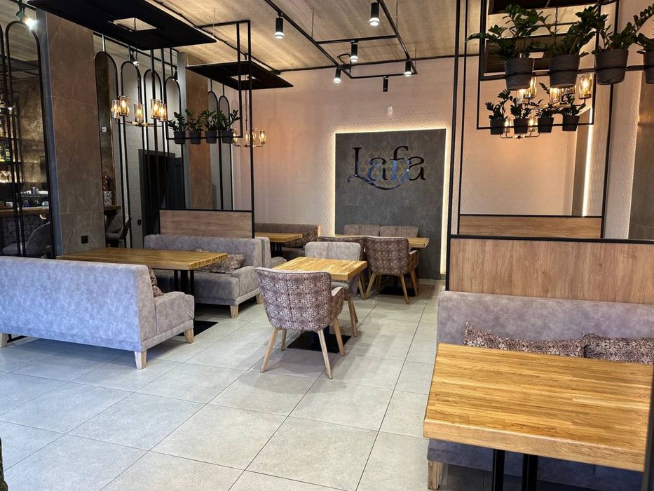 Продаж 2-х закладів в цетрі міста