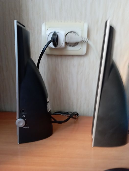 Продам колонки до компа.