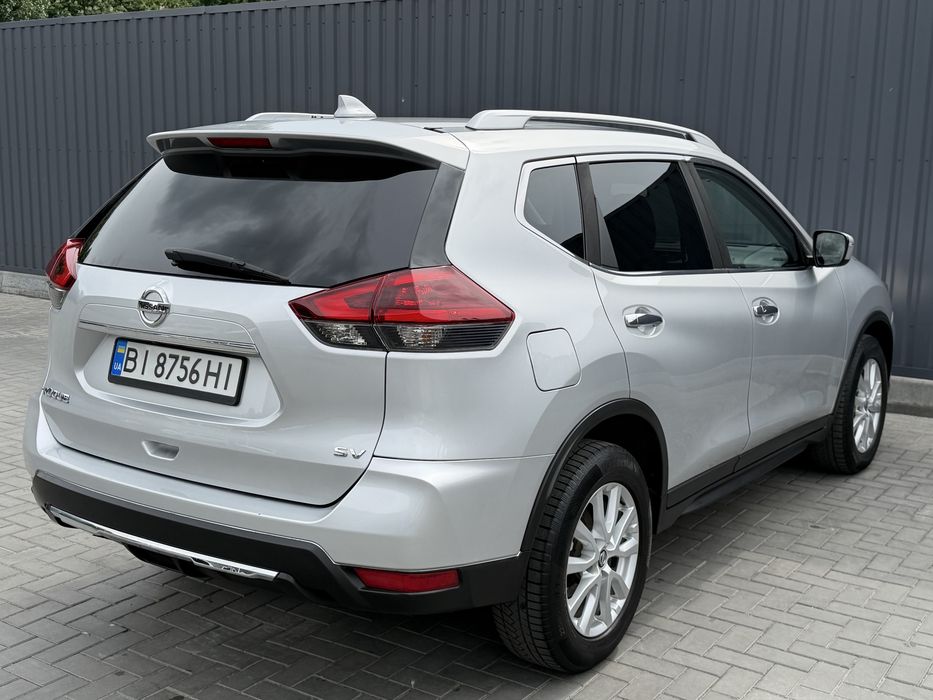 Nissan Rogue SV 2017 рік