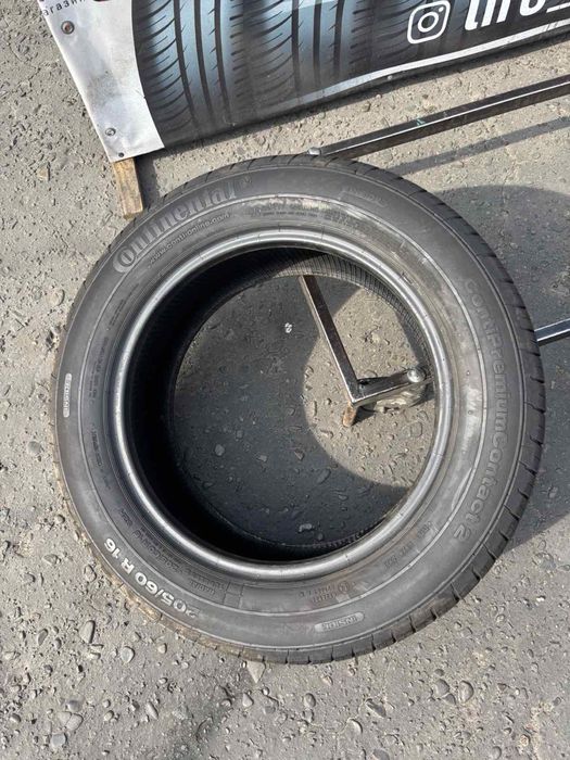 Шини 205/60 R16 пара Continental  літо, 6,7мм