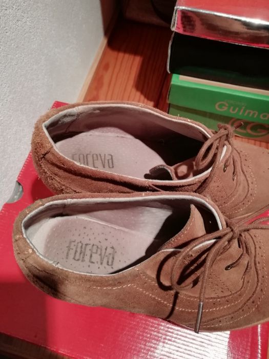Sapatos /botas em pele Foreva