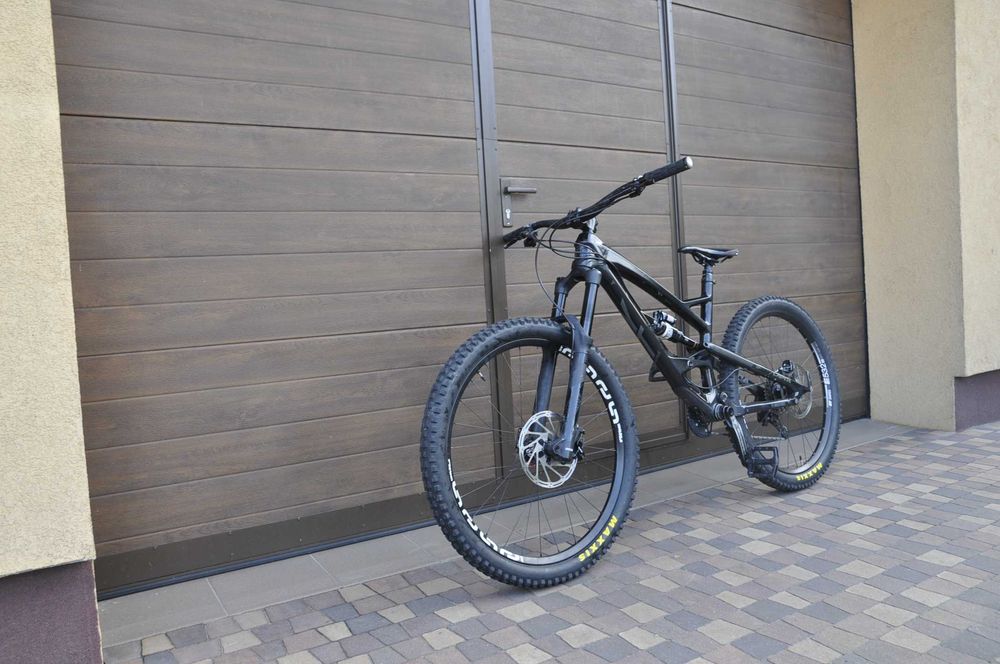 YT capra 2017r M Enduro Full