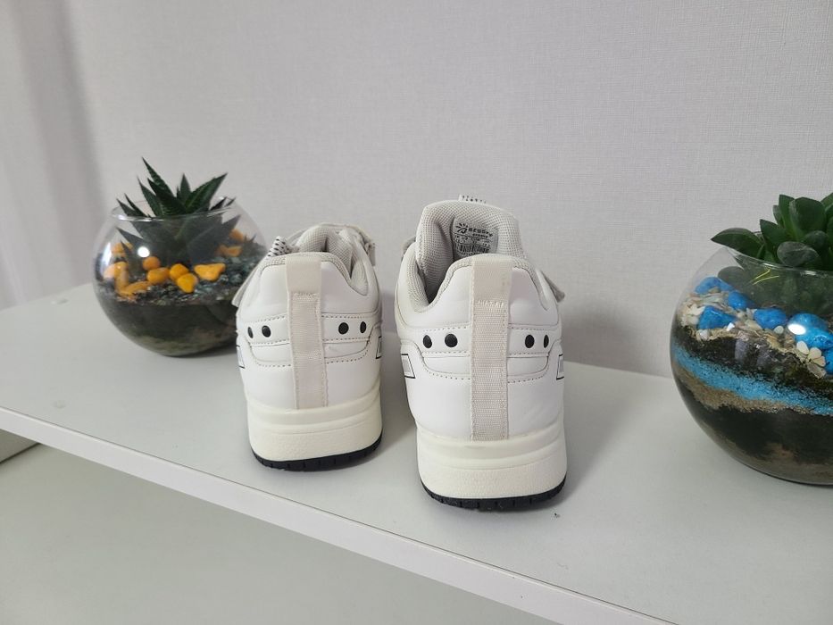 Кросівки хайтопи 32
Устілка 20 см, розмір вказаний 32