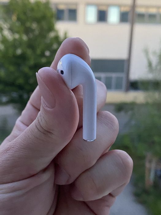 Правий AirPods 2 A2032 A2031 A1602 Ідеальний Стан